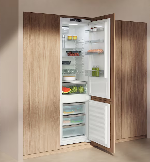 Встраиваемый холодильник-морозильник Miele
