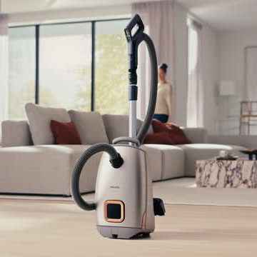 Пылесос Miele с мешком