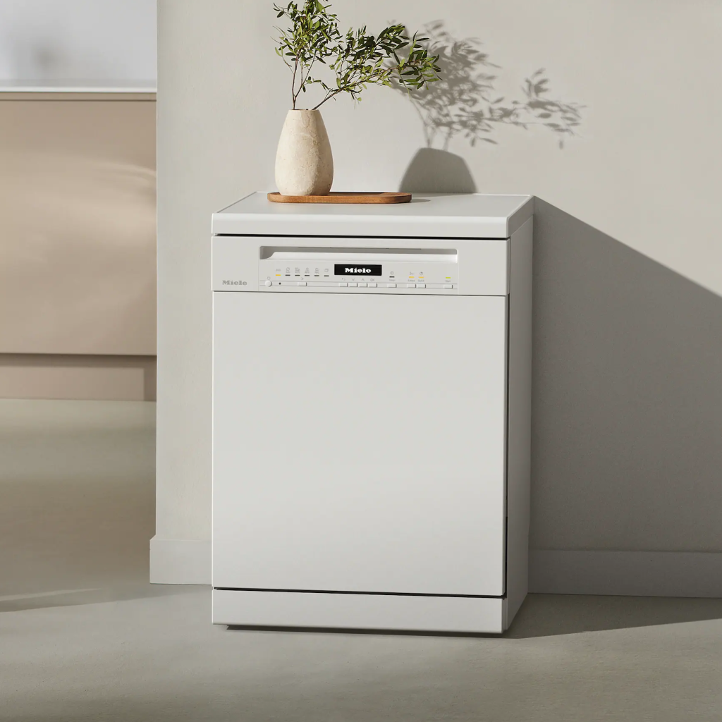 Отдельно стоящая посудомоечная машина Miele — свобода установки в любом пространстве